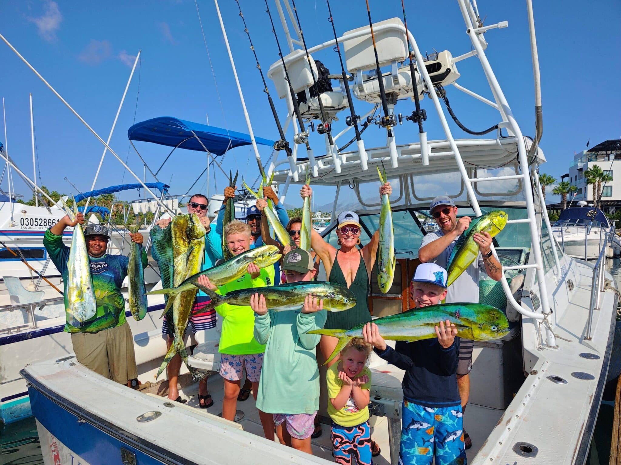 Bigger private fishing boat option with dorado and tuna catch in San José del Cabo
