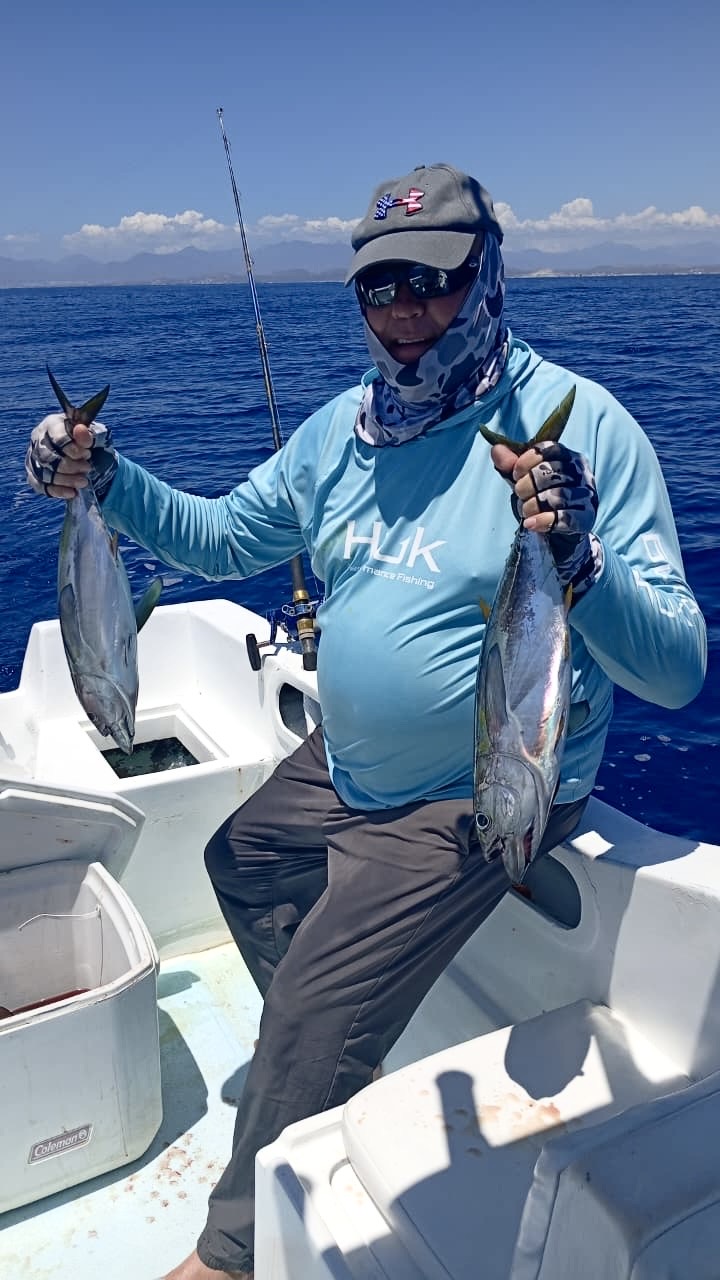 Client with yellowfin tuna San José del Cabo