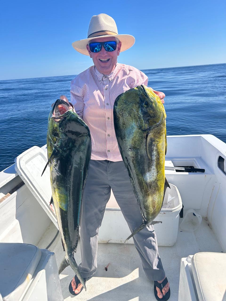 Clients with dorado catch on a private charter with Daliken Sportfishing in Los Cabos