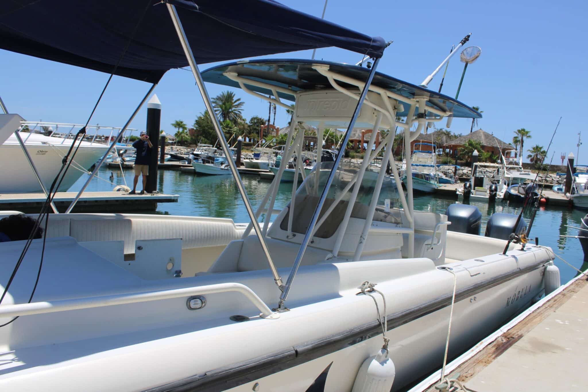 Center console 32ft private boat charter Puerto Los Cabos Marina